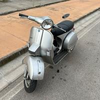 Vespa P 125 X