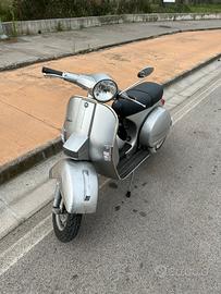 Vespa P 125 X