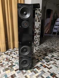 cassa acustica NHT MODELLO 2.3A