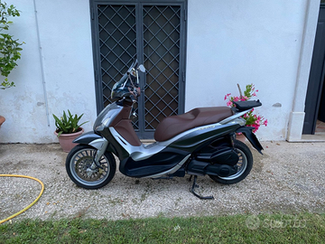 Beverly 300 abs Asr Sc. Amb. Bio