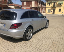 Mercedes R320