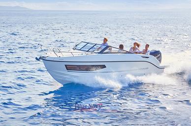 Quicksilver 755 Cruiser 7,37 Mt, 2 Posti Letto