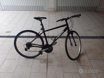 Bicicletta Trek FX Ibrida / City Bike in Alluminio