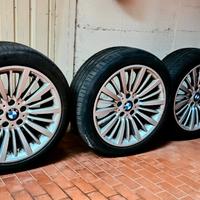 Cerchi con Gomme Originali BMW R18 5x120