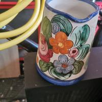 brocca in porcellana di maiorana 