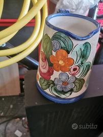 brocca in porcellana di maiorana 