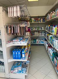 Negozio di detersivi e casalinghi