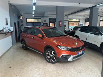 Fiat Tipo 1.6 130cv M-Jet SW Cross Plus