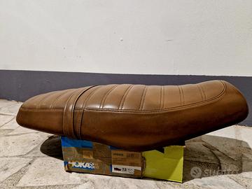 sella Triumph Street Twin 900 marrone