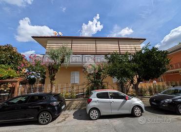 3 LOCALI A CIAMPINO