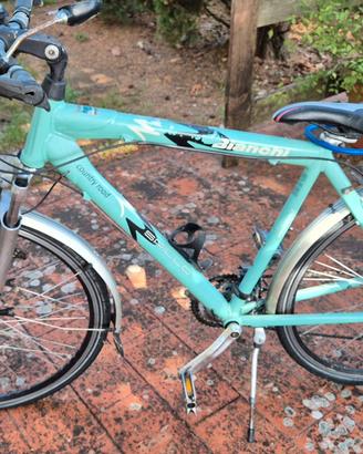 bici bianchi country road 