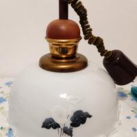 Lampadario vintage in vetro opalino decorato – Ott