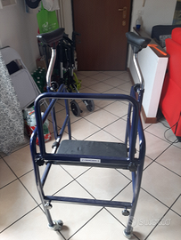 Deambulatore ascellare anziani