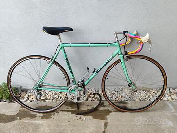 Bicicletta da corsa vintage BIANCHI REKORD 748