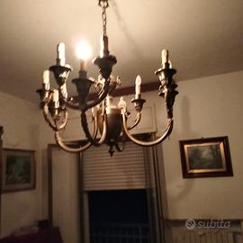 lampadario e lampade a parete in ottone 