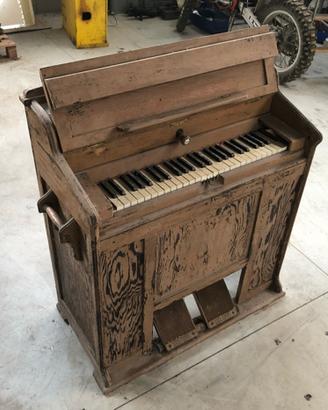 Antico organo harmonium Graziano Tubi Lecco