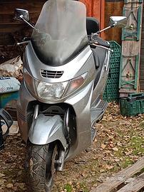 Suzuki Burgman 400 - 2000