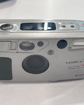 Yashica T5 Zeiss
