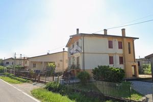 Quadrilocale al primo piano a Tribano