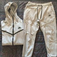 Completo Nike Tech Fleece Grigia XL
