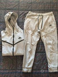 Completo Nike Tech Fleece Grigia XL