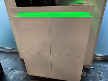 Mobile con led