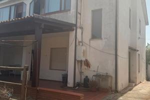 Barrali:ampia casa indipendente