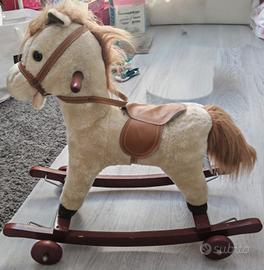 Cavallo a dondolo Bambini