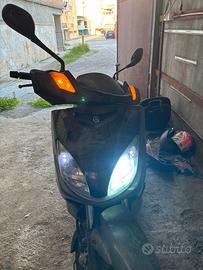 Yamaha Xmax
