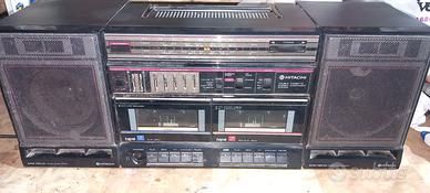 boombox Hitachi