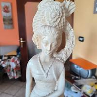 Dea bendata in resina in eccellenti condizioni