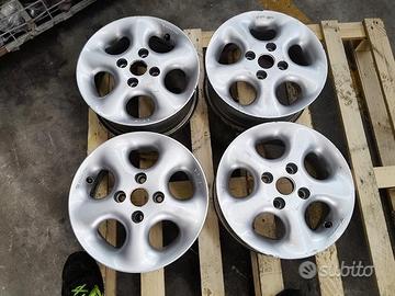 Cerchi In Lega Da 13" Per Volkswagen Golf 1 - 2