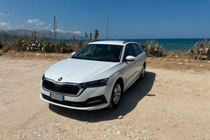 Splendida Skoda Octavia station wagon 2.0