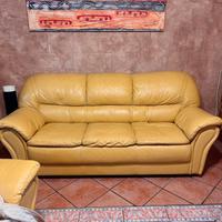 divano in vera pelle
