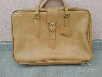 Valigia in ecopelle, vintage anni 70