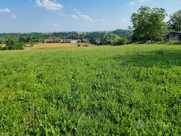 Terreno di 4370 m² a Gamalero