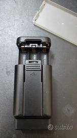 Porta pile intercambiabili per caricabatteria Sony