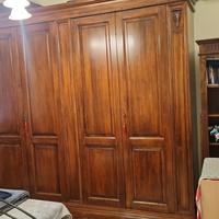 Armadio in legno massello stile classico – 4 ante