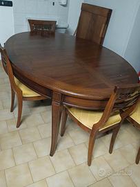 tavolo legno massello grande con 4 sedie 