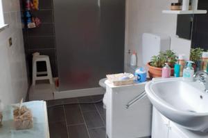 Casa indipendente immersa nel verde