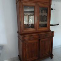credenza alta in ciliegio con vetrinetta 