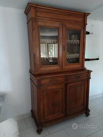 credenza alta in ciliegio con vetrinetta 