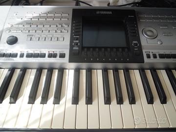 TASTIERA YAMAHA PRS 3000 PARI AL NUOVO
