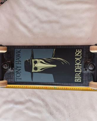 Skateboard Tony Hawk Birdhouse