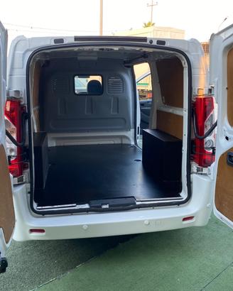 Fiat Scudo 2.0 Diesel Versione Maxi 3 Posti