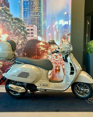 Vespa GTS 125