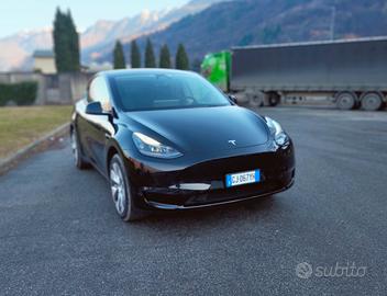 2022 Tesla Model Y Long Range AWD