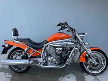 Hyosung Aquila GV 650