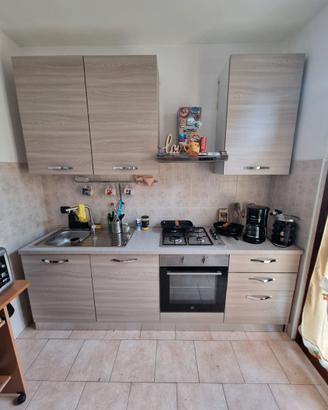 Arredamento semi completo casa