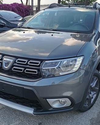Dacia Sandero Stepway 1.5 dCi 90CV Explorer Aut.